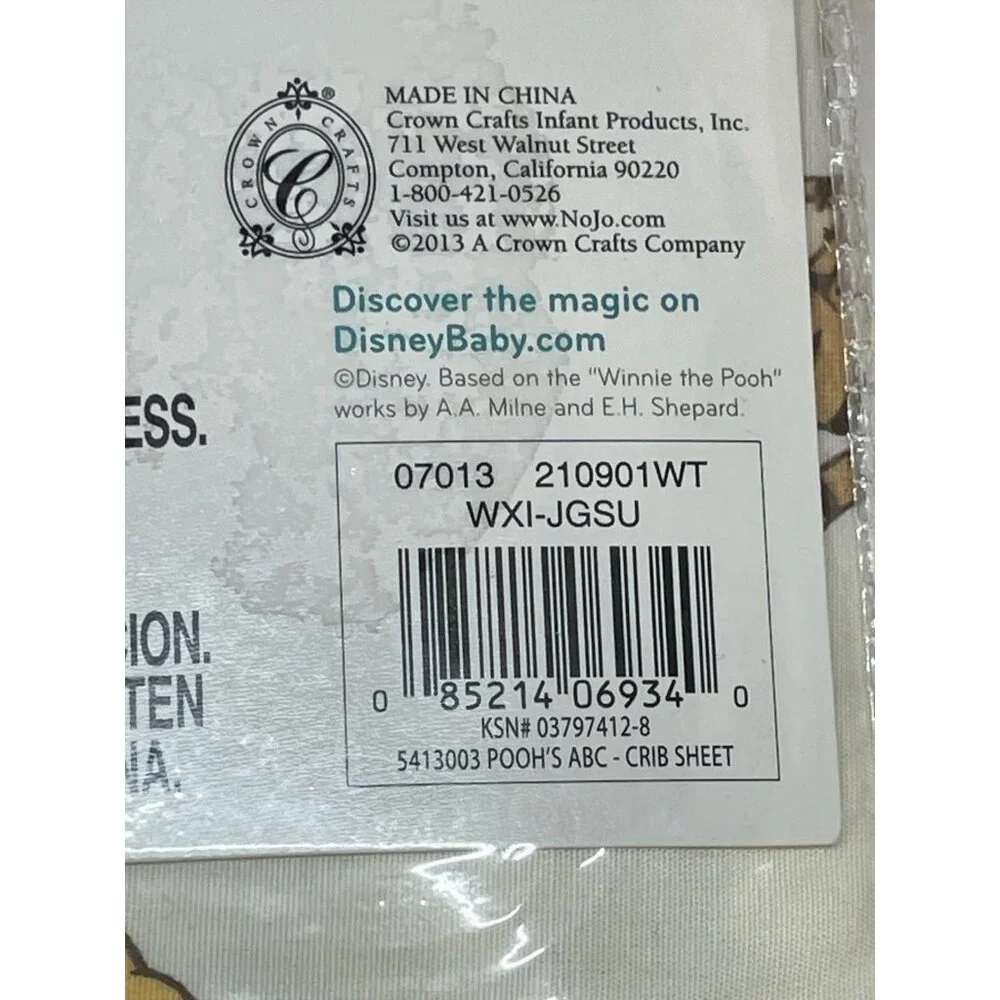 Disney Baby Winnie The Pooh Friends Fitted Crib Sheet Unisex Tigger Piglet NOS